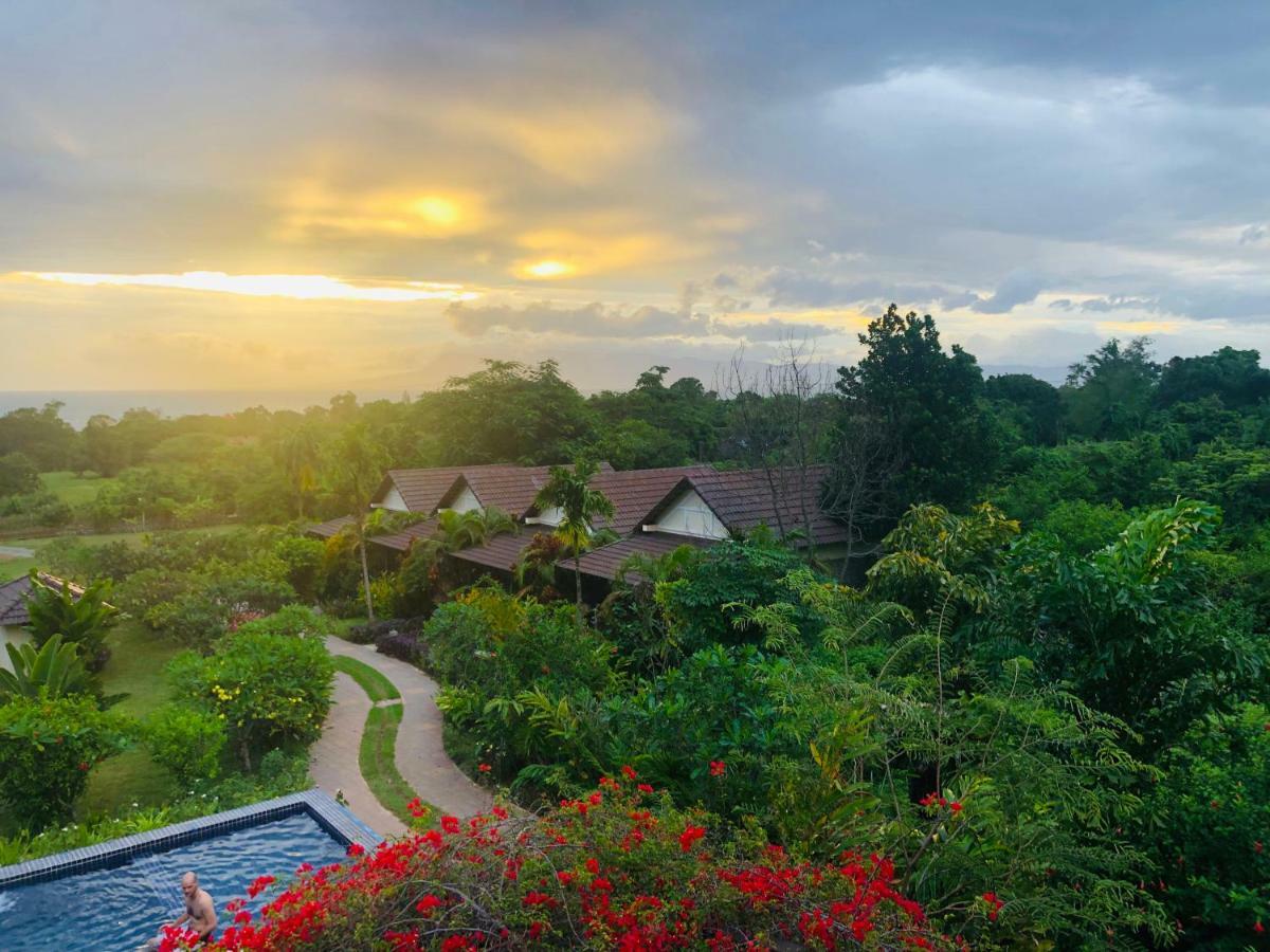 Atmaland Resort แกบ ภายนอก รูปภาพ