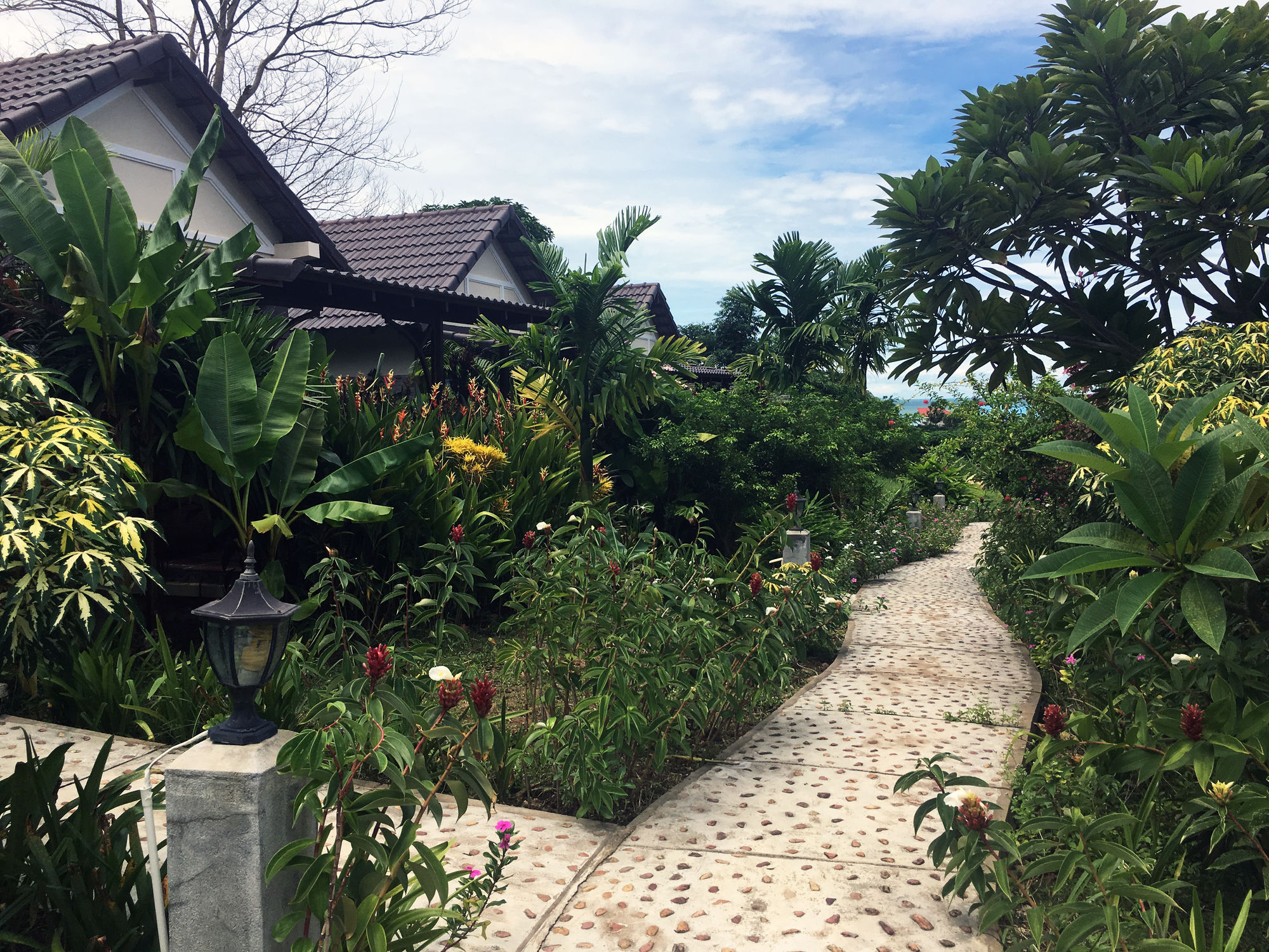 Atmaland Resort แกบ ภายนอก รูปภาพ