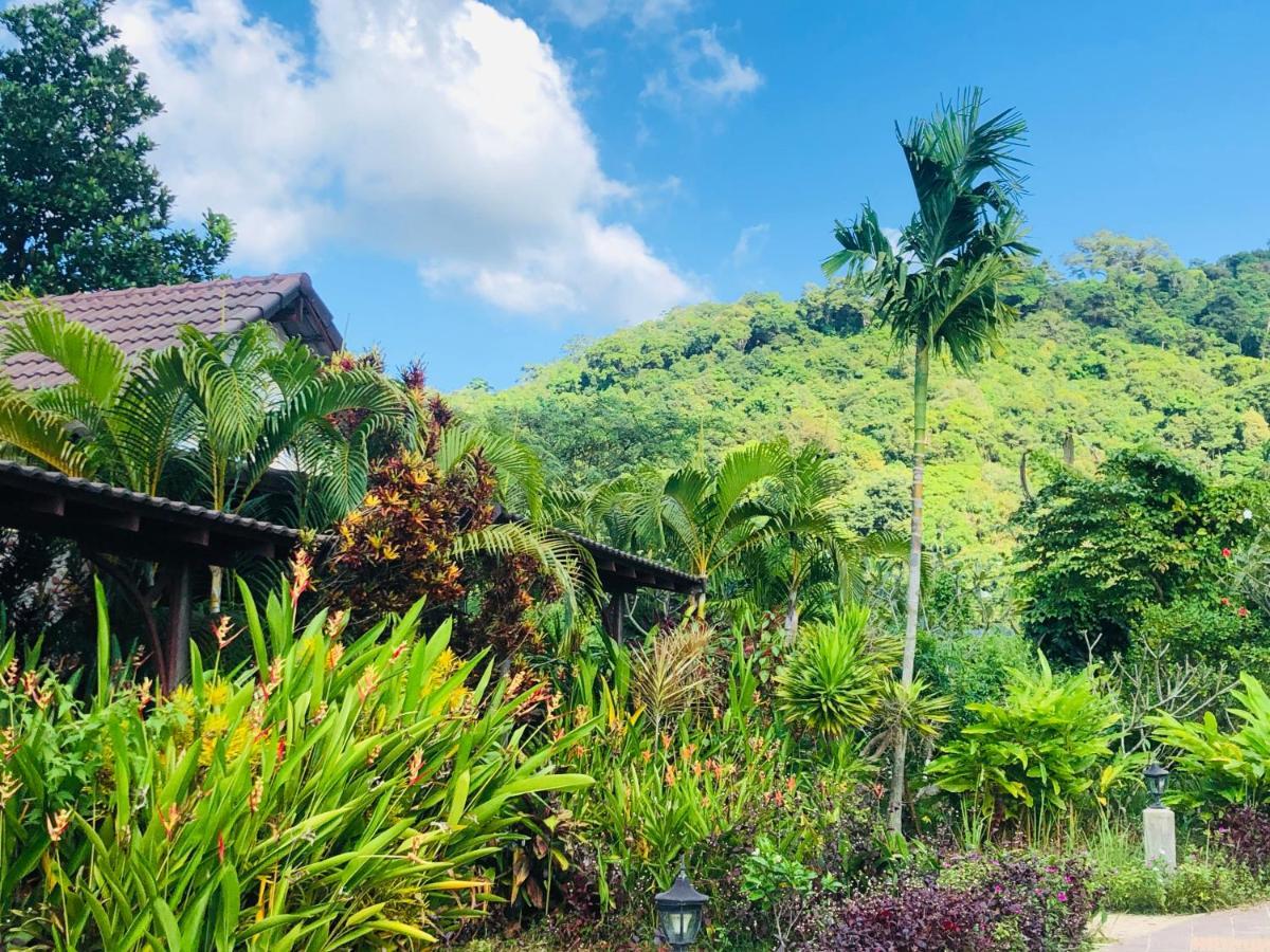 Atmaland Resort แกบ ภายนอก รูปภาพ